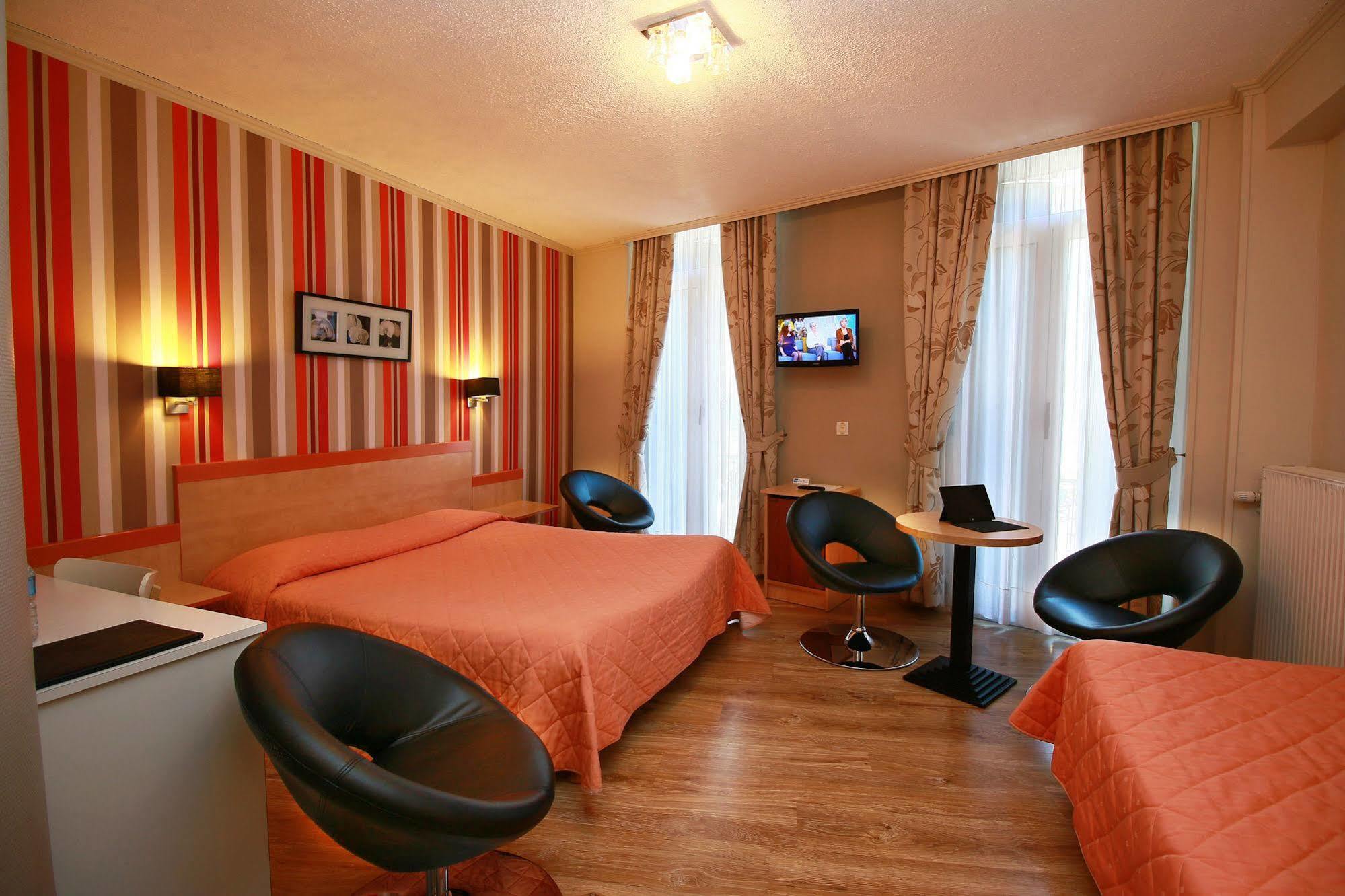 Hotel Panoramic Bagnères-de-Luchon Εξωτερικό φωτογραφία